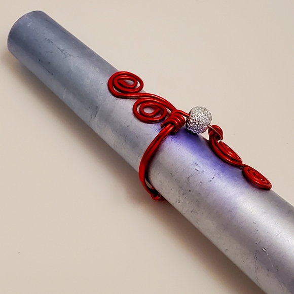 Red wire bead ring - Picture 5 of 5